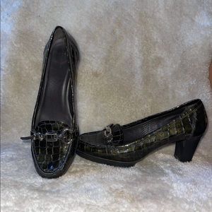 Stuart Weitzman Dark Green Crocodile Loafer Heels